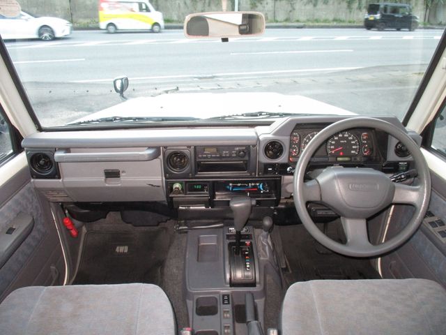 Toyota LAND CRUISER 2004-04 186775-1