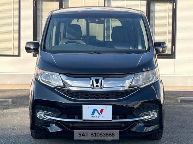 Honda e 2016-04 345250-15