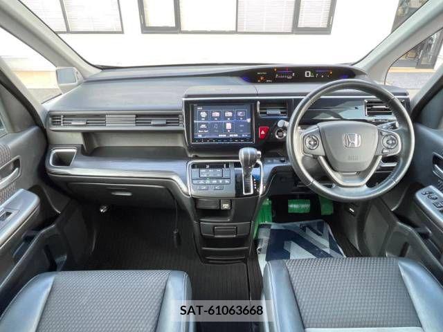 Honda e 2016-04 345250-1