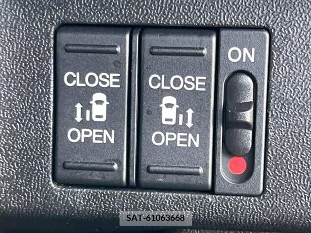 Honda e 2016-04 345250-5