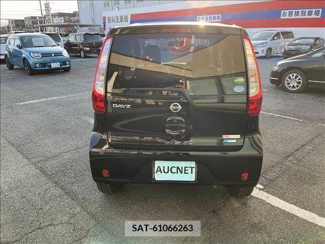 Nissan DAYZ 2013-06 266425-3