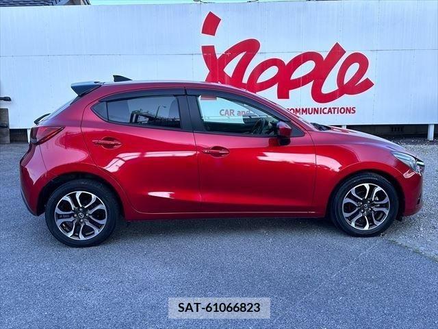 Mazda DEMIO 2014-12 296667-3