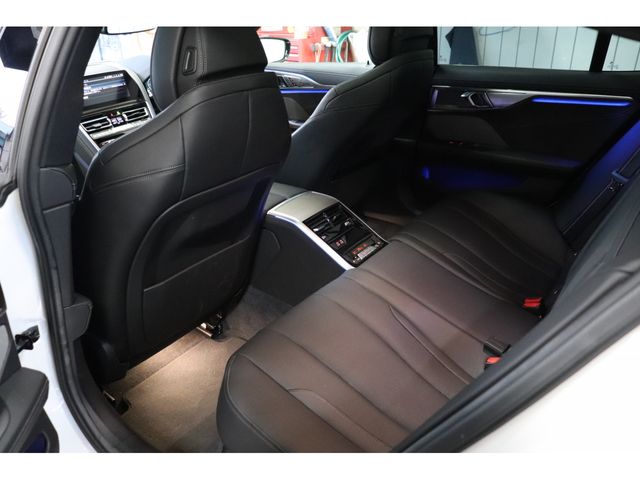 Bmw 8 SERIES 2019-12 7961-15