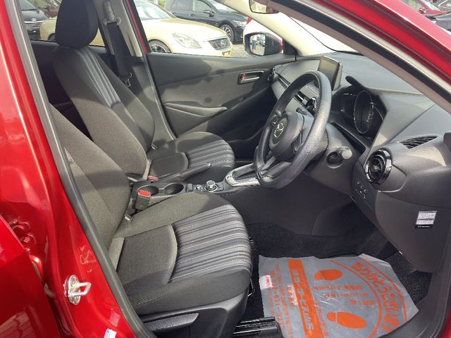 Mazda MAZDA2 2021-03 9320-4