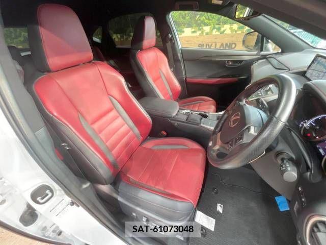 Lexus NX 2019-06 275688-15
