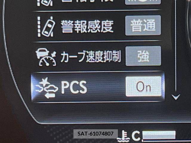 Lexus IS 2021-12 275435-7