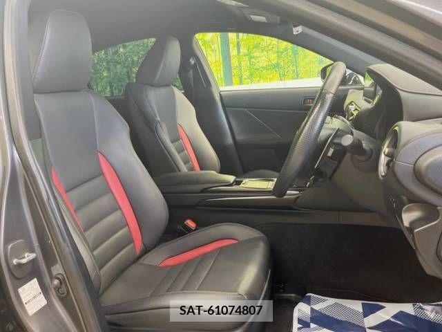 Lexus IS 2021-12 275435-8