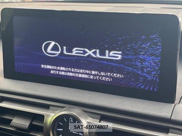 Lexus IS 2021-12 275435-2