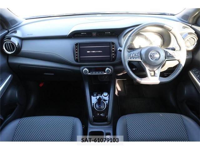 Nissan KICKS 2020-10 206430-4