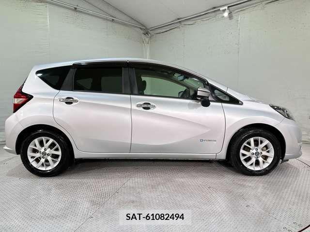 Nissan NOTE 2019-03 305448-7