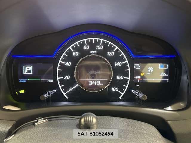 Nissan NOTE 2019-03 305448-14