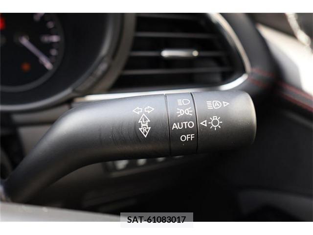 Mazda MAZDA3 2022-09 301043-13