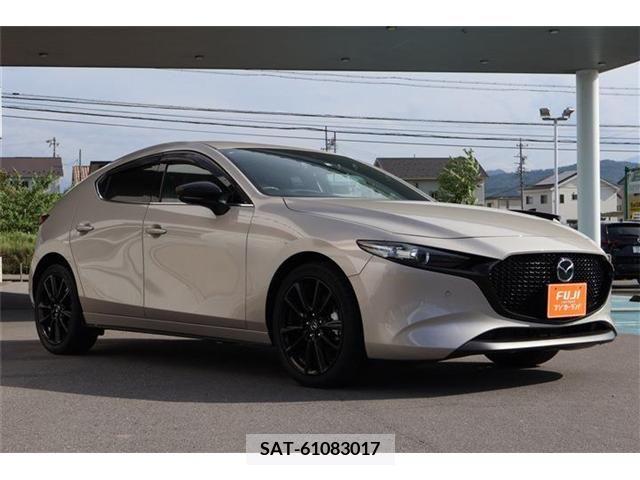 Mazda MAZDA3 2022-09 301043-2