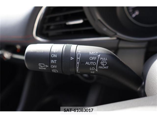 Mazda MAZDA3 2022-09 301043-12
