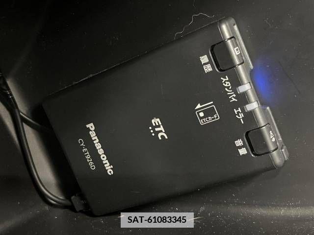Honda VEZEL 2022-04 377259-6