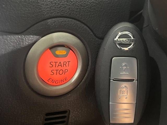 Nissan MARCH 2017-04 24409-4