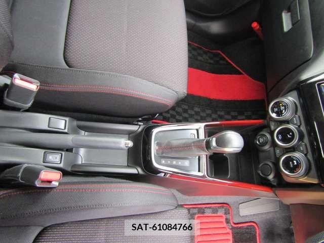 Suzuki SWIFT 2021-03 209407-15