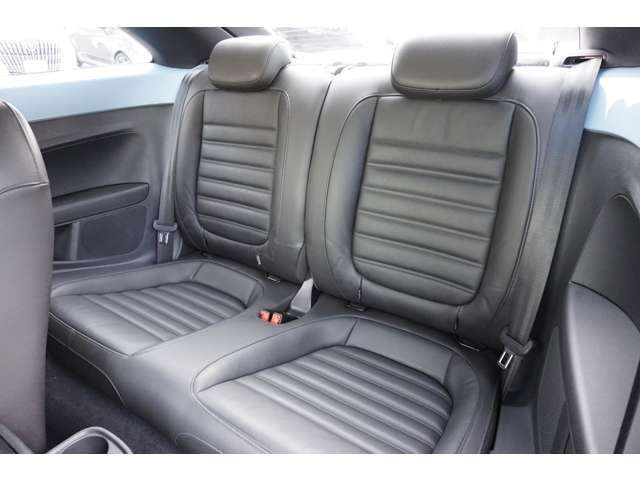 VolksWagen THE BEETLE 2012-12 196491-14
