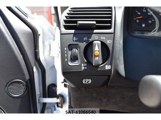 Mercedes Benz SL-CLASS 1992-07 363692-11