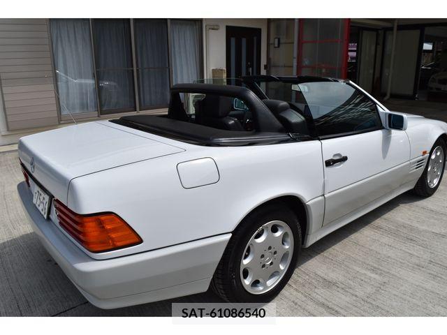 Mercedes Benz SL-CLASS 1992-07 363692-29
