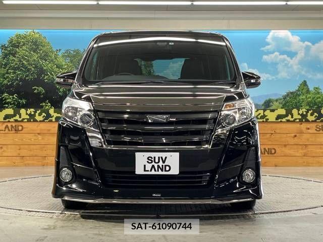 Toyota NOAH 2017-06 321520-13