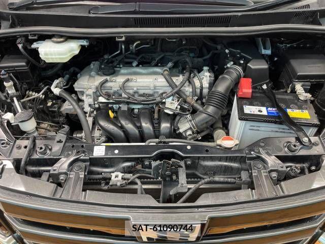Toyota NOAH 2017-06 321520-17