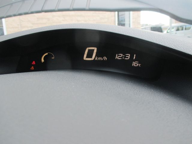 Nissan LEAF 2014-03 180633-11