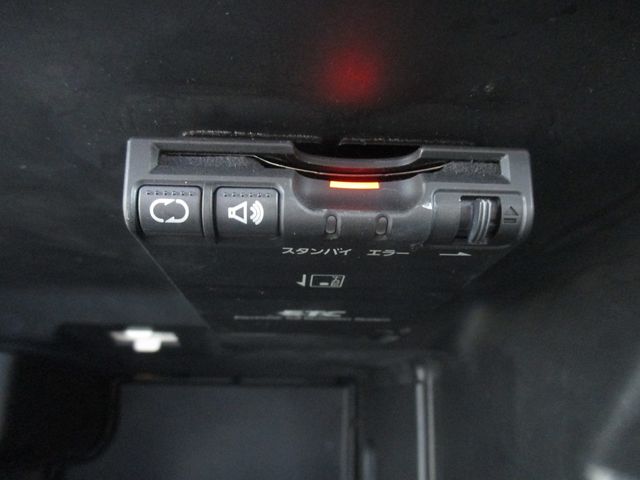 Nissan LEAF 2014-03 180633-17