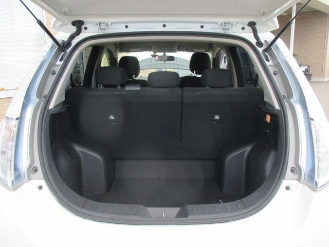 Nissan LEAF 2014-03 180633-7