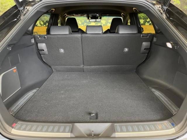 Toyota HARRIER 2022-01 12197-12