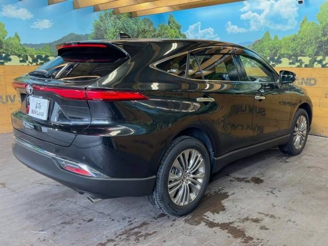 Toyota HARRIER 2022-01 12197-18
