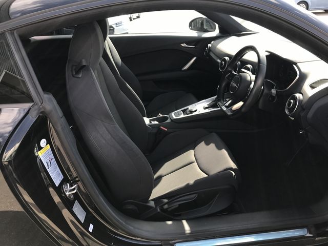 Audi TT 2017-09 10409-9