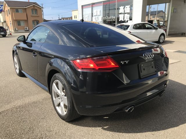 Audi TT 2017-09 10409-2