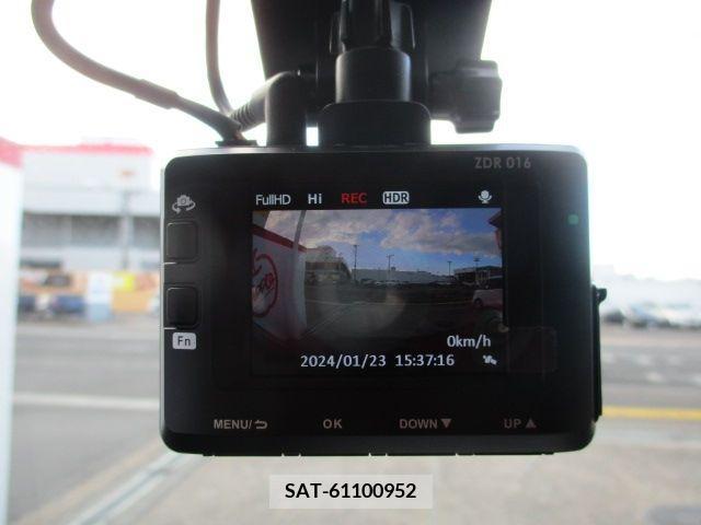 Mitsubishi EK WAGON 2011-04 212899-18