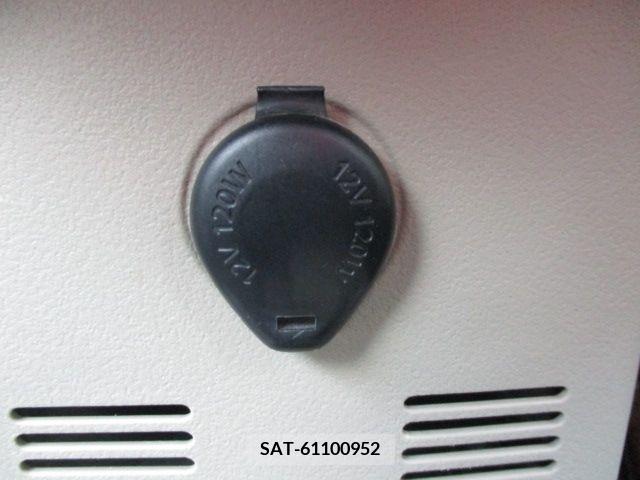 Mitsubishi EK WAGON 2011-04 212899-20