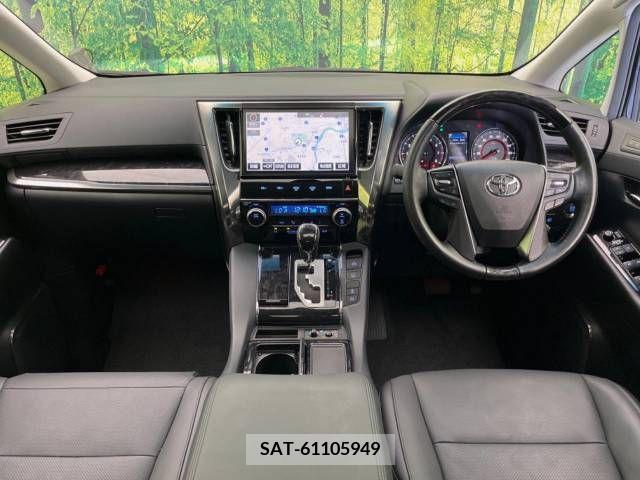 Toyota VELLFIRE 2018-05 369761-1
