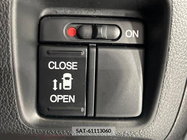 Honda N BOX CUSTOM 2014-05 376799-3