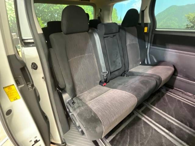 Toyota ALPHARD 2013-02 196811-10