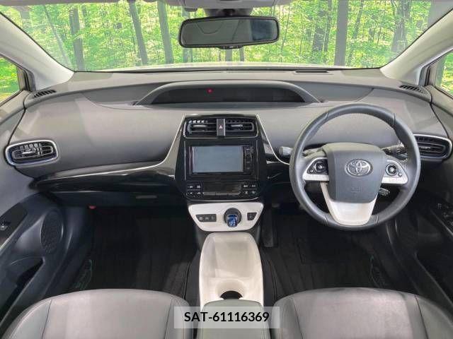 Toyota PRIUS 2016-01 281939-1