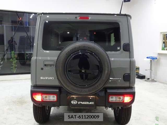 Suzuki JIMNY 2024-06 331579-2