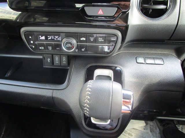 Honda N BOX CUSTOM 2021-08 12296-10