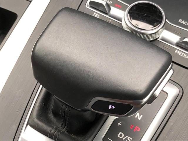 Audi Q5 2018-12 18734-11