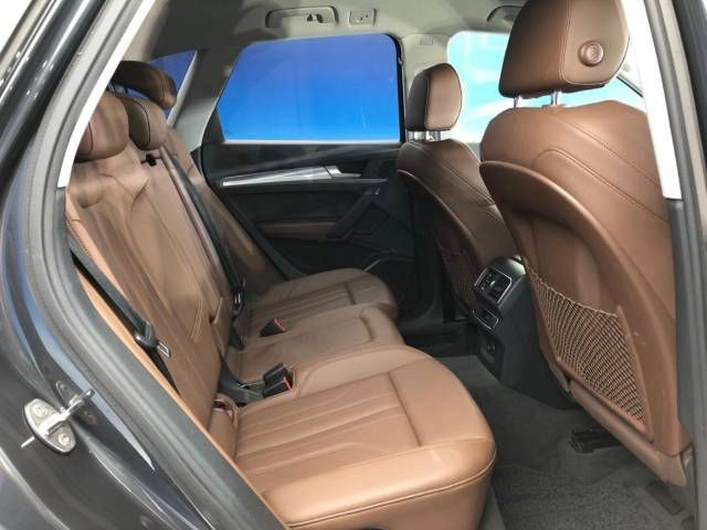 Audi Q5 2018-12 18734-9