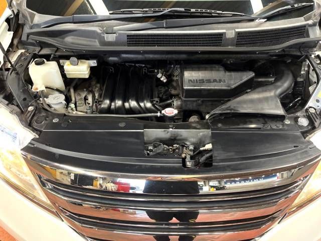 Nissan SERENA 2013-09 180696-18