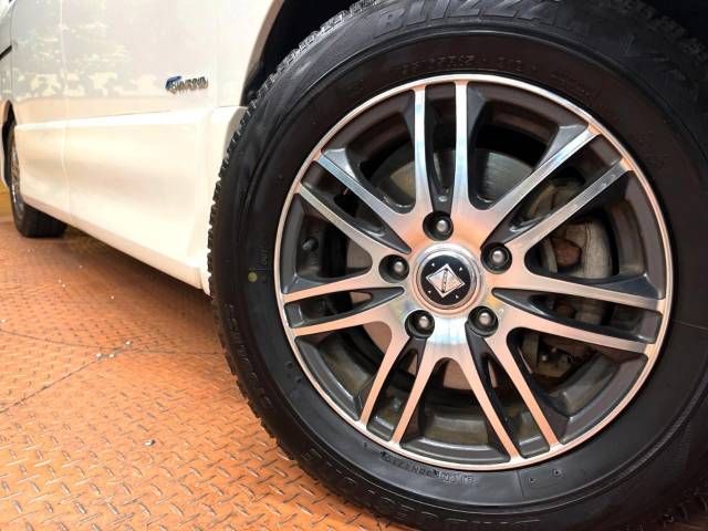 Nissan SERENA 2013-09 180696-13