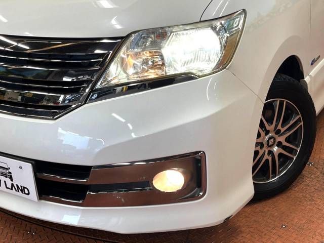 Nissan SERENA 2013-09 180696-12