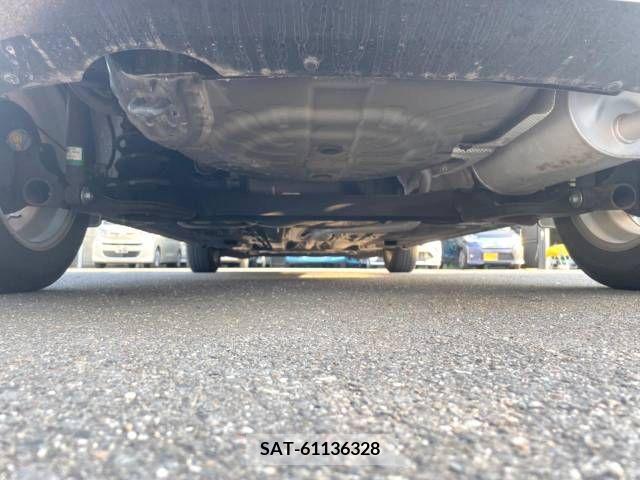 Nissan NOTE 2019-02 305451-18