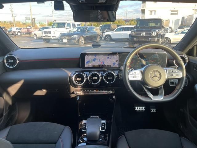 Mercedes Benz A-CLASS 2019-05 20818-9