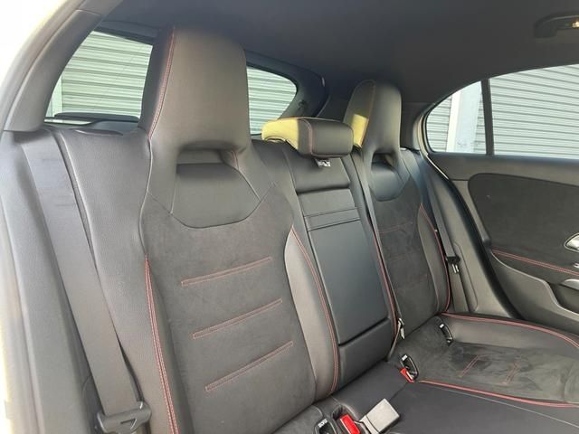 Mercedes Benz A-CLASS 2019-05 20818-16