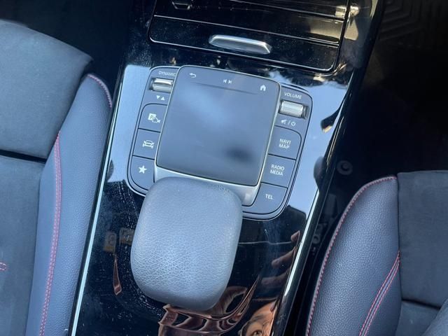 Mercedes Benz A-CLASS 2019-05 20818-14